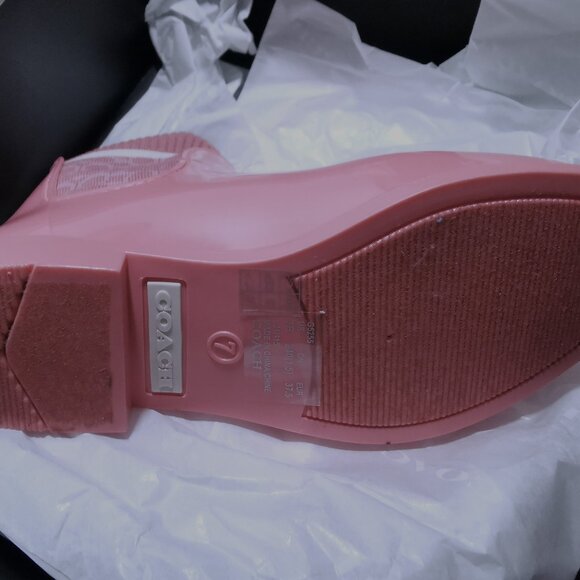 COACH Rain Boots PINK 7 Women's Brand New IN Box - Picture 2 of 3
